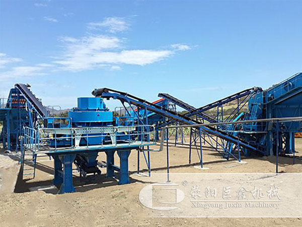 花崗巖制沙機(jī)生產(chǎn)現(xiàn)場(chǎng) 花崗巖制沙機(jī)生產(chǎn)現(xiàn)場(chǎng)