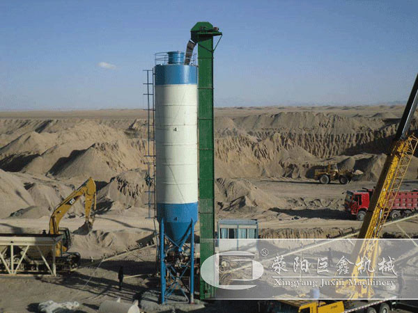 石料生產(chǎn)線斗式提升機用戶現(xiàn)場